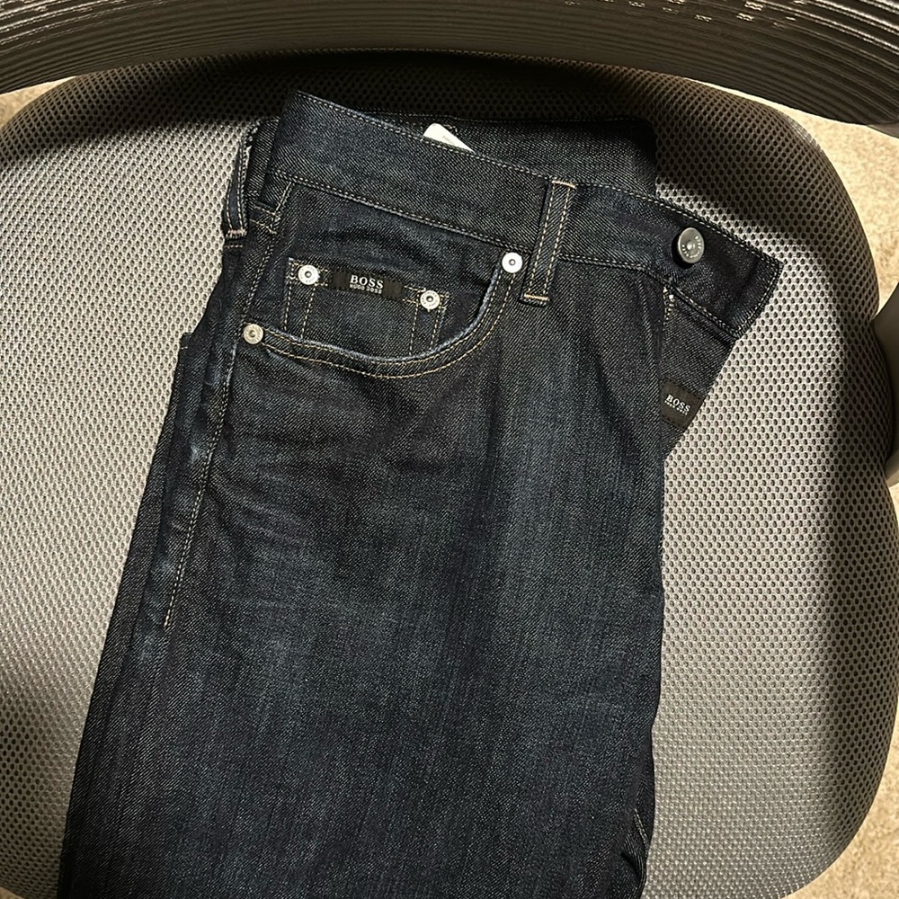 Hugo Boss Men’s Jeans 33x34.